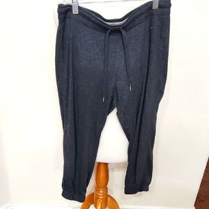 Nike Women's Dark Charcoal Gray Jogger Capris